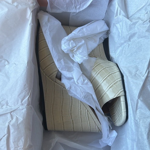 Lisa Vicky Adore Ecru Cream Faux Crocodile Snake Platform Wedges 11 - Picture 3 of 6